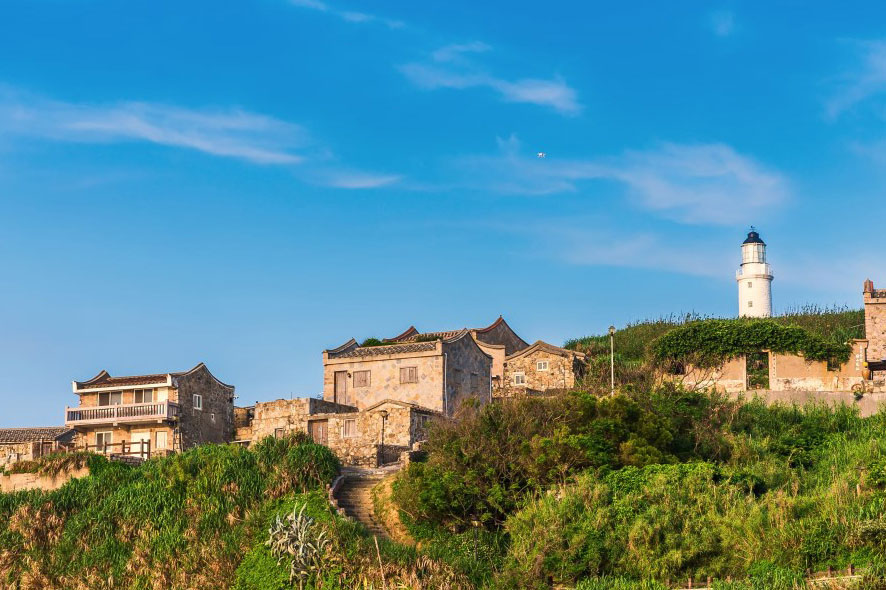 Desa-desa yang Ceria Menyambut Pengunjung