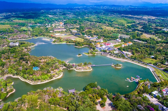 Kawasan Pemandangan Waduk Hutoupi